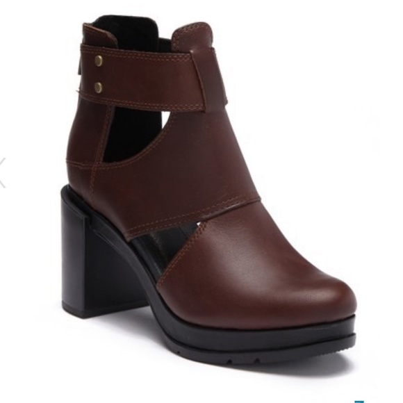 NWT Sorel Margo Cut Out ankle Booties Size: 9 - Picture 6 of 8